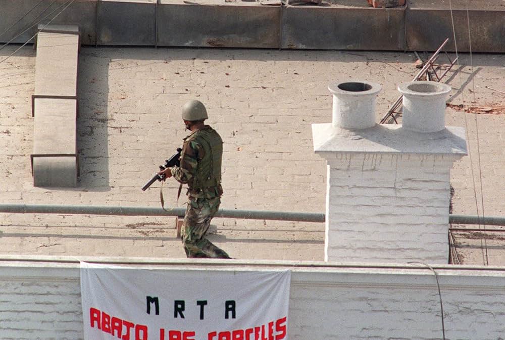 ホステージ：ペルー日本大使公邸占拠事件の画像