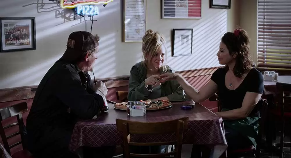 「キラー・スナイパー」ジーナ・ガーション & トーマス・ヘイデン・チャーチ & ジュノー・テンプルの画像