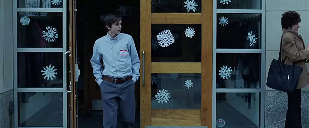 最低で最高のサリーの画像