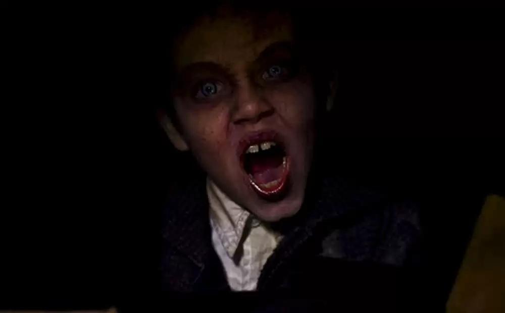 「アンボーン」Ethan Cutkoskyの画像