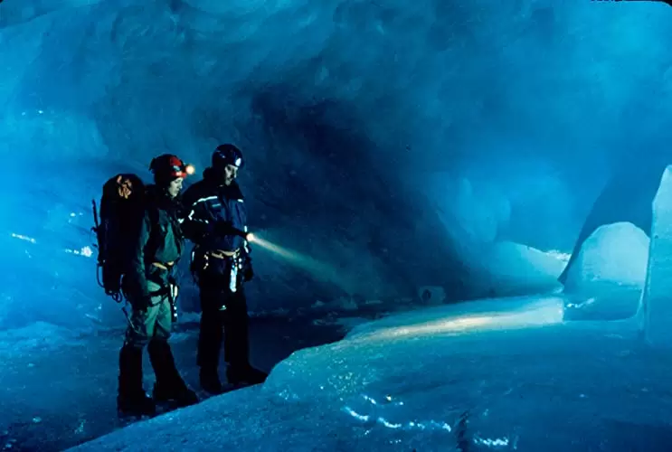 「クリムゾン・リバー」ジャン・レノ & Nadia Farèsの画像