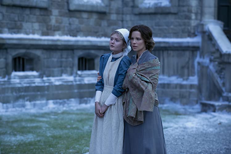 アサイラム 監禁病棟と顔のない患者たちの画像