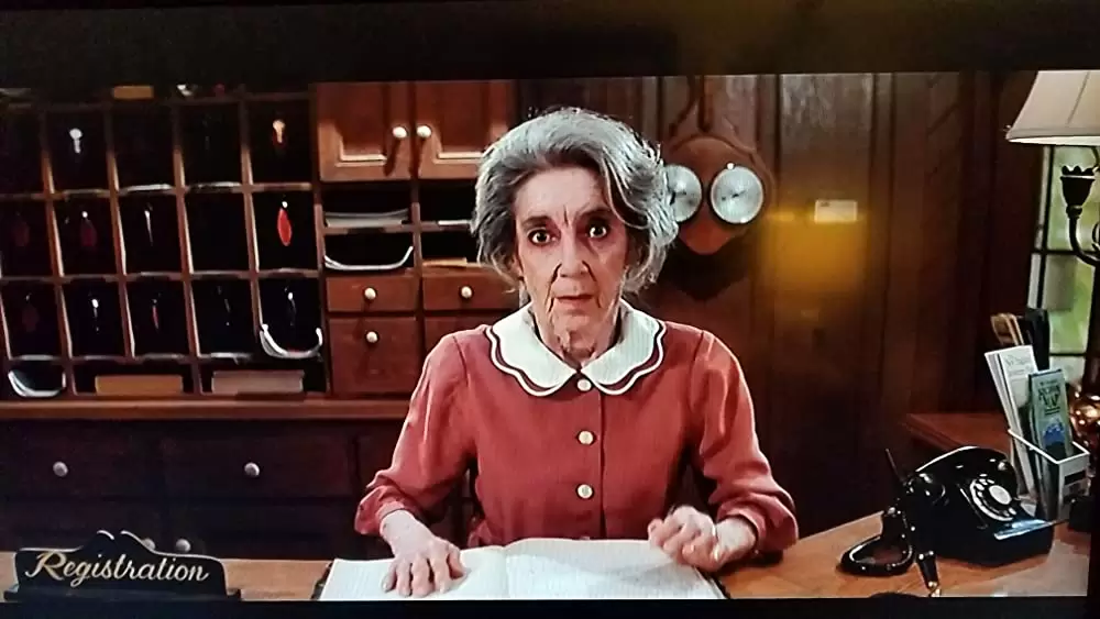 「マウス・オブ・マッドネス」フランセス・ベイの画像