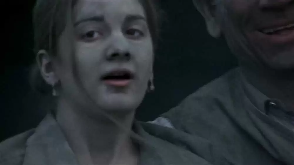 「ボルケーノ」トミー・リー・ジョーンズ & ギャビー・ホフマンの画像