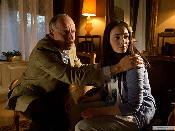 タイムトラベラーの系譜 ルビー・レッドの画像