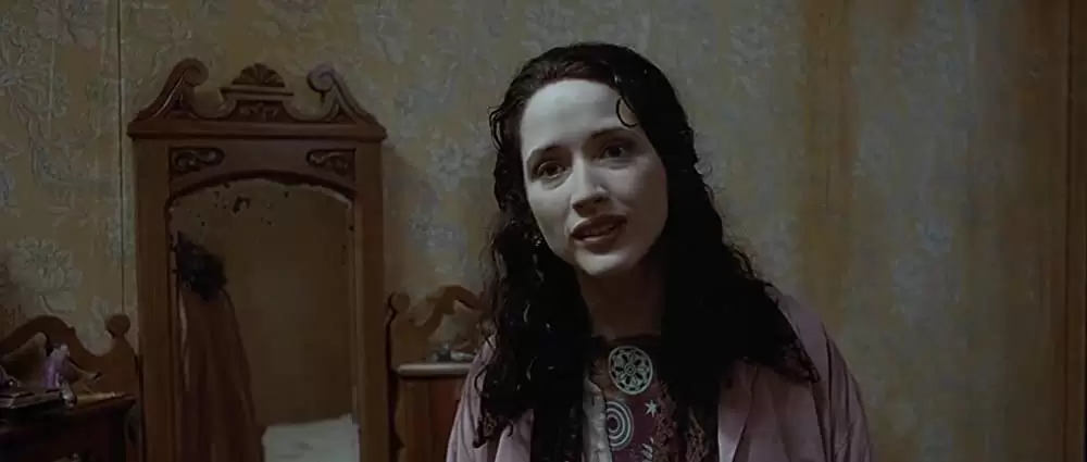 「さまよう魂たち」トリニ・アルバラードの画像