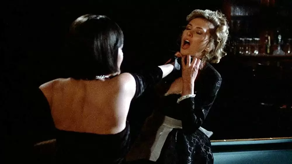 「殺人ゲームへの招待」マデリーン・カーン & コリーン・キャンプの画像