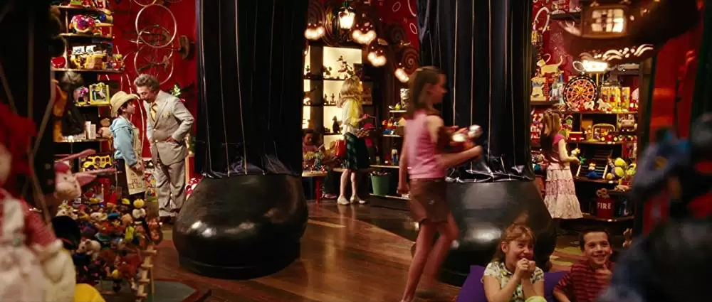 マゴリアムおじさんの不思議なおもちゃ屋の画像