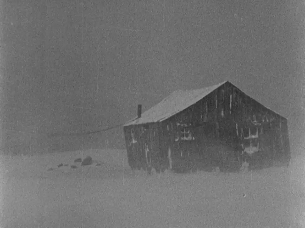 「チャップリンの黄金狂時代」の画像