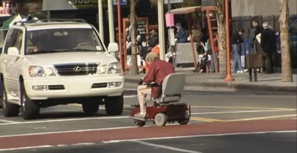 「ジャッカス・ザ・ムービー 日本特別版」スパイク・ジョーンズの画像