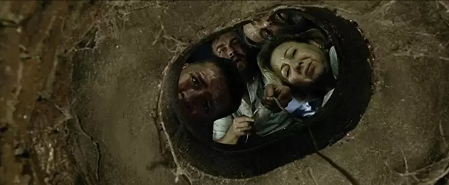 「クローズド・バル 街角の狙撃手と8人の標的」セクン・デ・ラ・ロサ & カルメン・マチ & ジェイミー・オルドネス & マリオ・カサスの画像