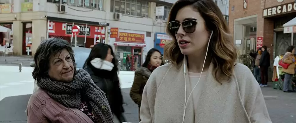 「クローズド・バル 街角の狙撃手と8人の標的」ブランカ・スアレスの画像