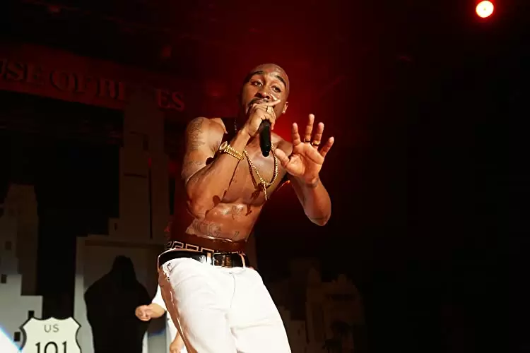 オール・アイズ・オン・ミーの画像