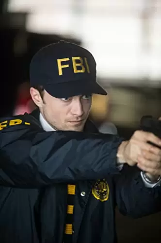 アンダーカバーの画像