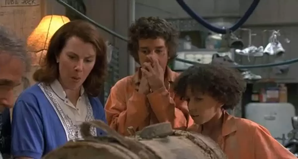 「穴／HOLES」シオバン・ファロン・ホーガン & シャイア・ラブーフ & クレオ・トーマスの画像