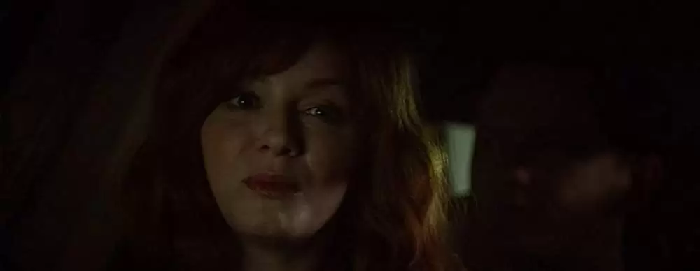 「ストレンジャーズ 地獄からの訪問者」クリスティーナ・ヘンドリックス & ルイス・プルマンの画像