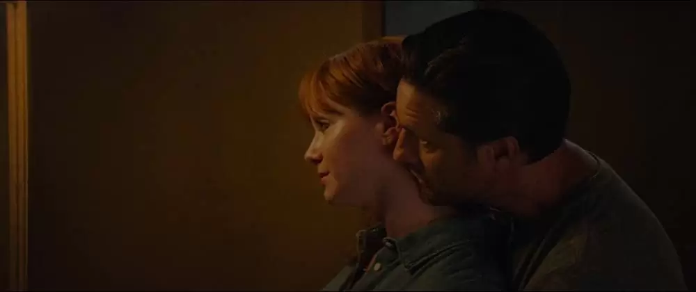 「ストレンジャーズ 地獄からの訪問者」マーティン・ヘンダーソン & クリスティーナ・ヘンドリックスの画像