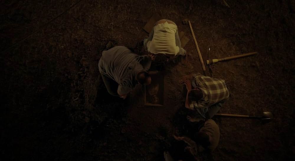 Suburban Gothic（原題）の画像