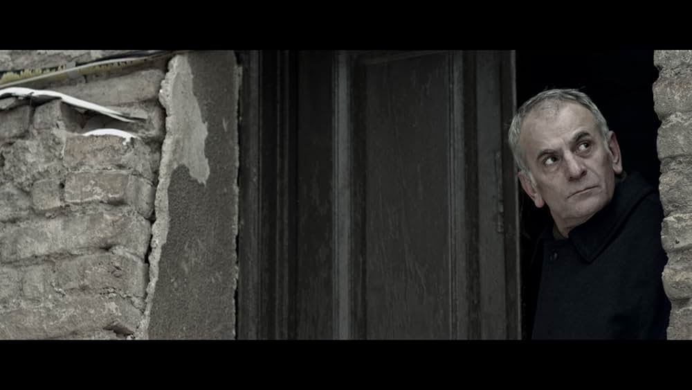 水になる雪の画像