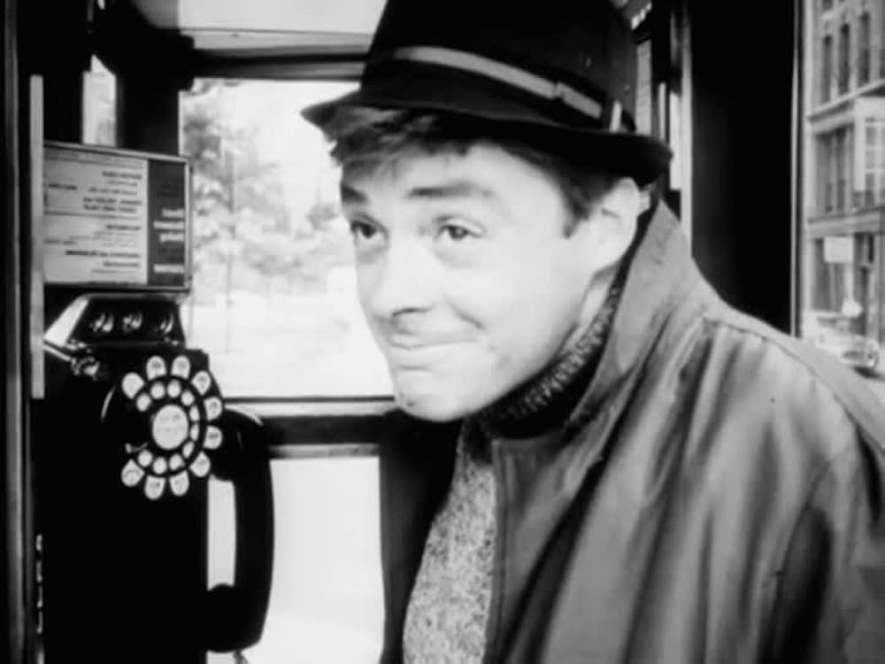 Chafed Elbows（原題）の画像