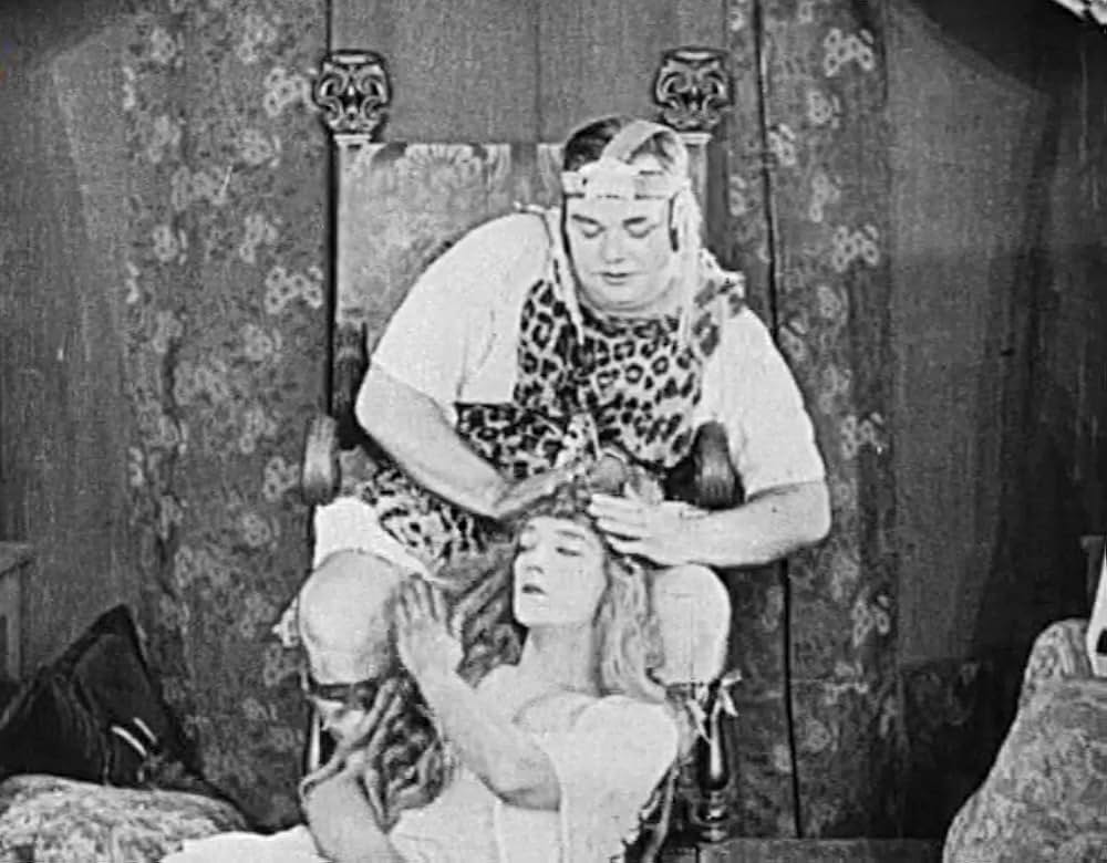 デブの舞台裏の画像