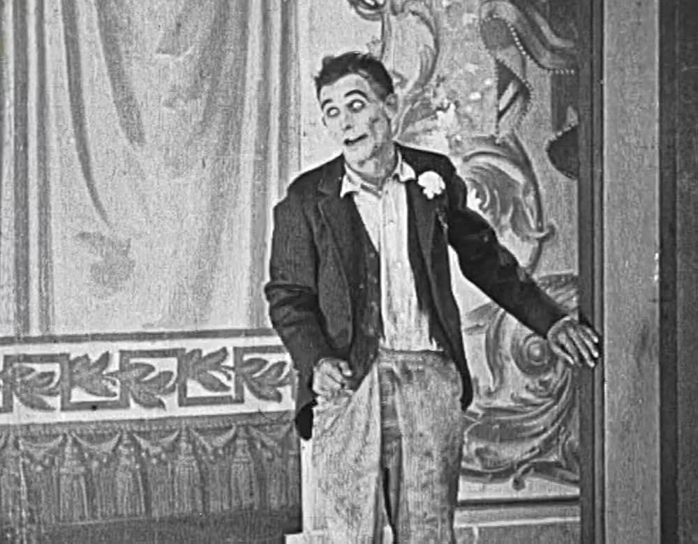 デブの舞台裏の画像