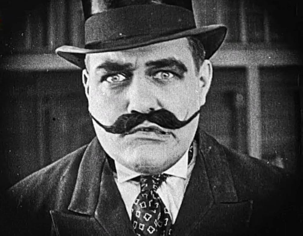 デブの舞台裏の画像