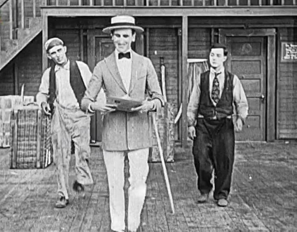 デブの舞台裏の画像