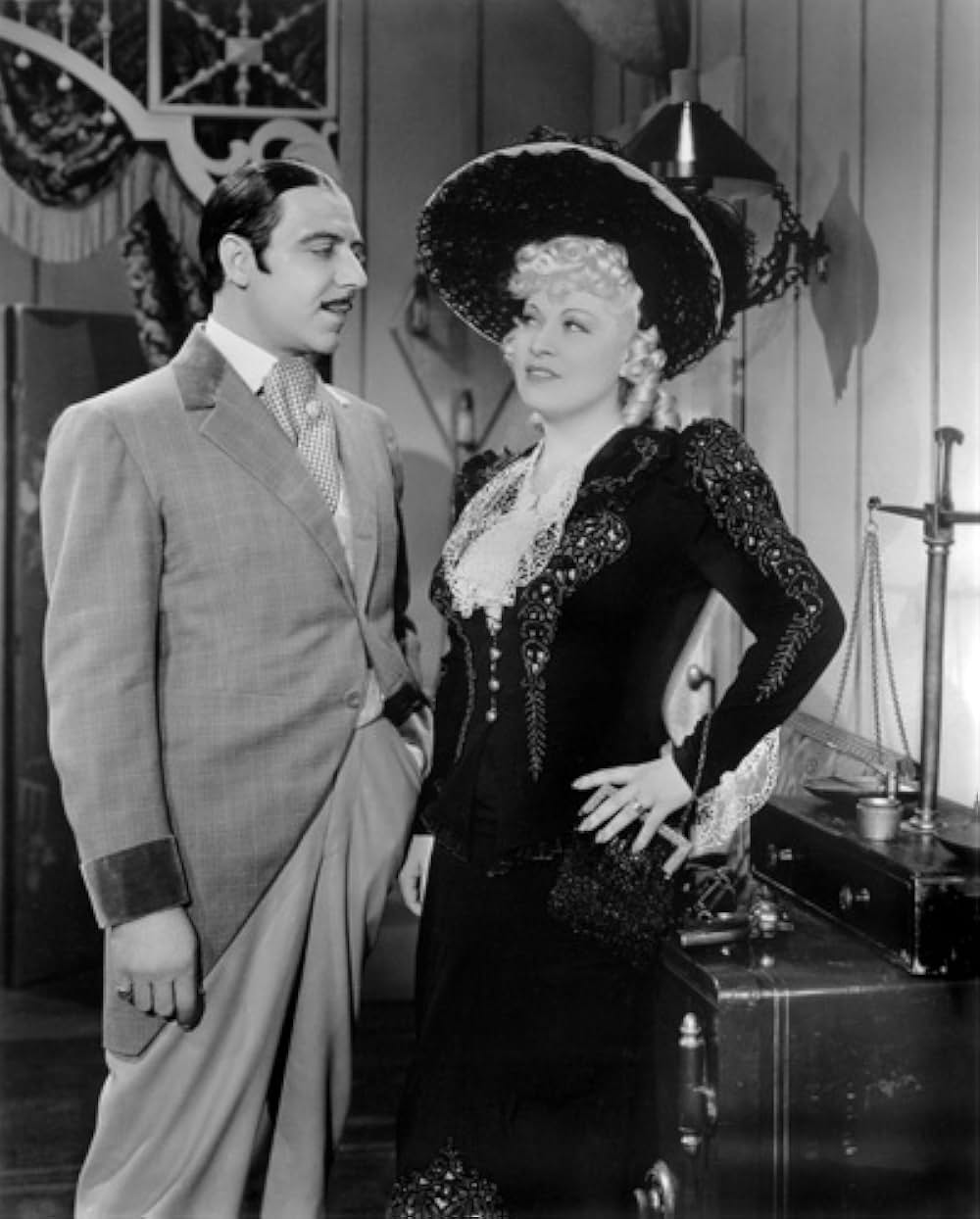 襲われた駅馬車の画像