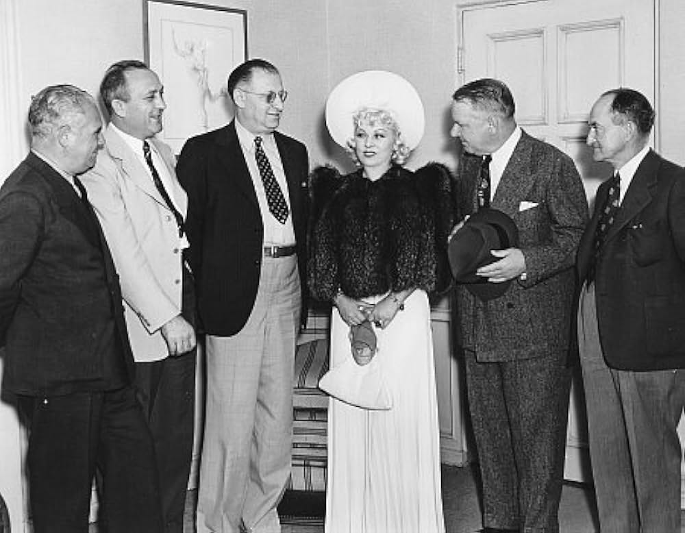 襲われた駅馬車の画像