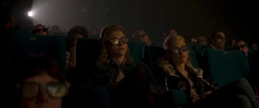 「グレタ GRETA」クロエ・グレース・モレッツ & マイカ・モンローの画像