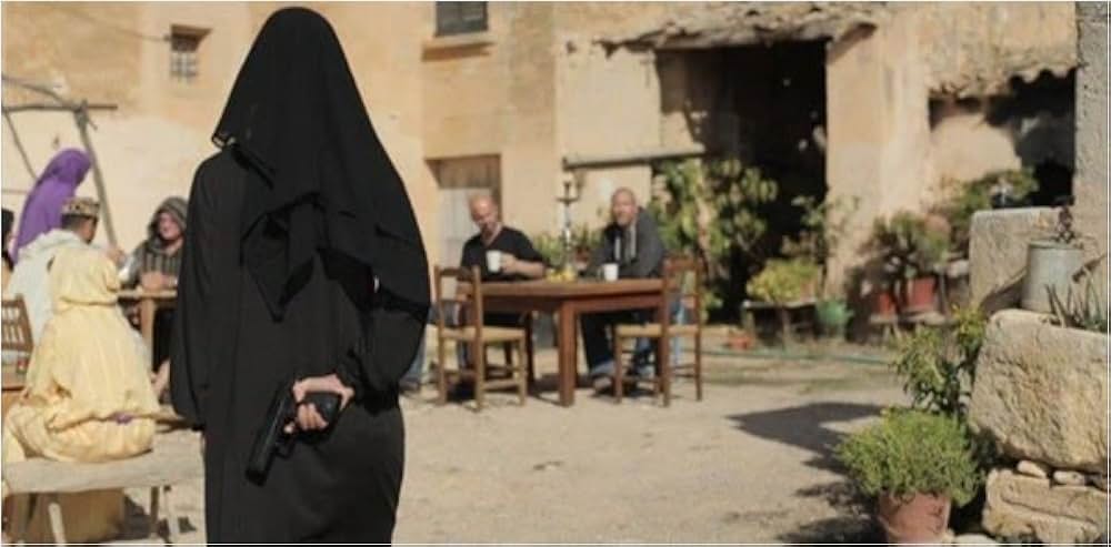 ３時間／THREE HOURSの画像