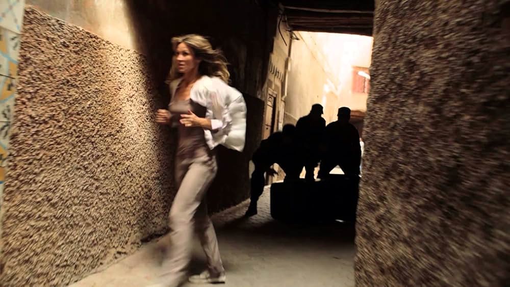 ３時間／THREE HOURSの画像