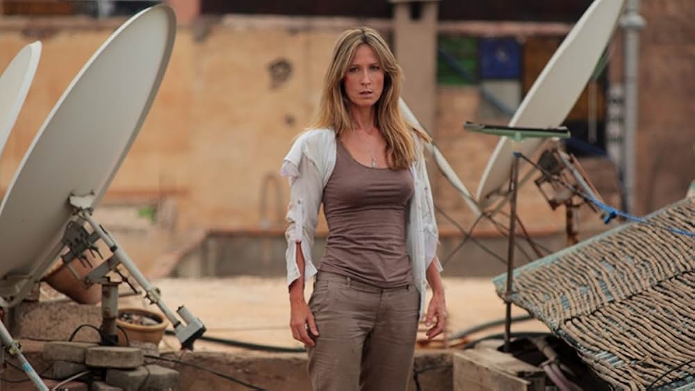 ３時間／THREE HOURSの画像