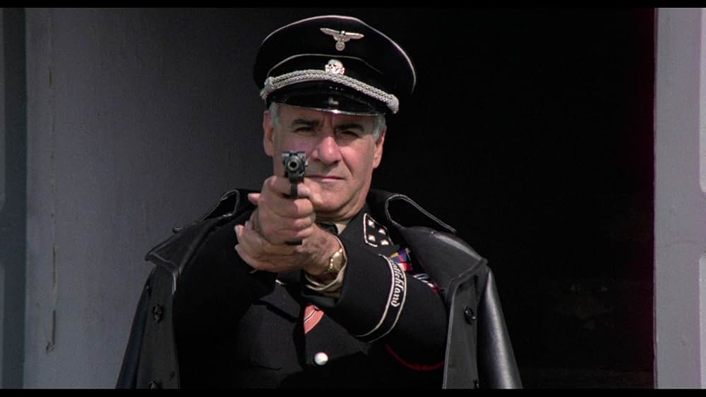 ゲシュタポ卍収容所の画像