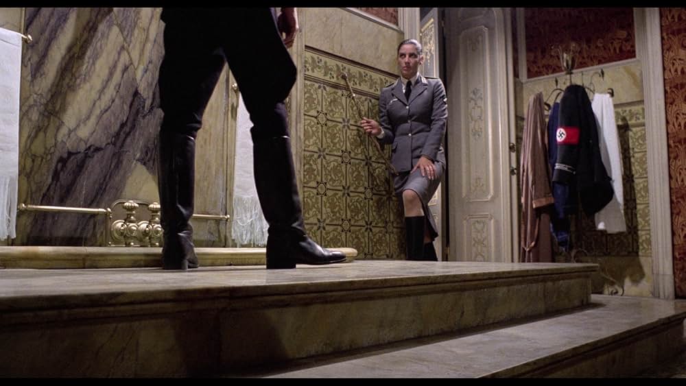 ゲシュタポ卍収容所の画像