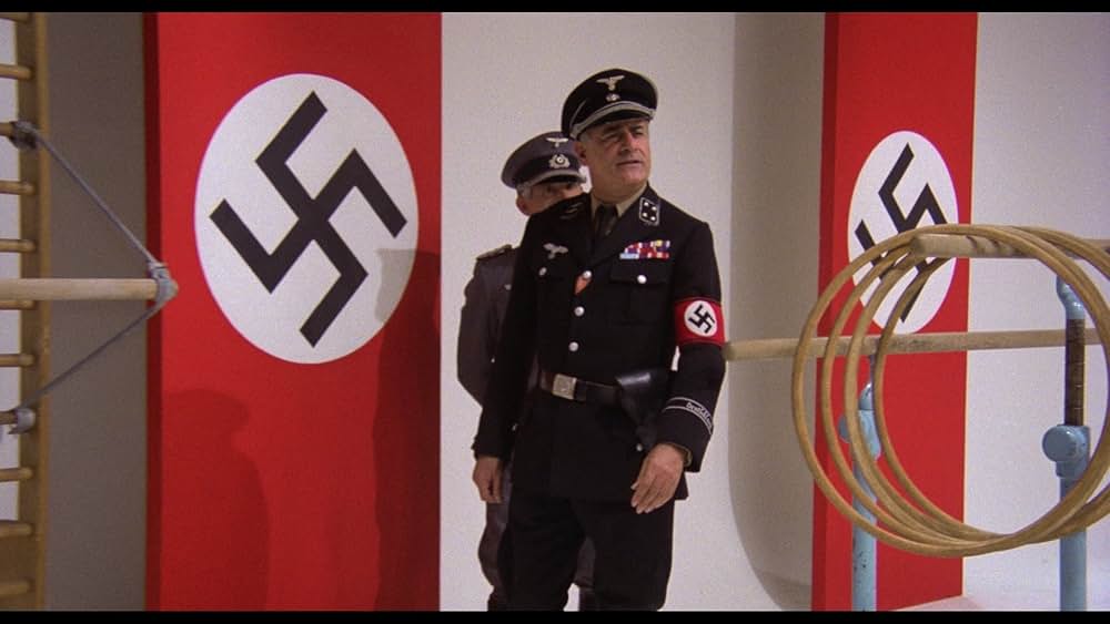 ゲシュタポ卍収容所の画像