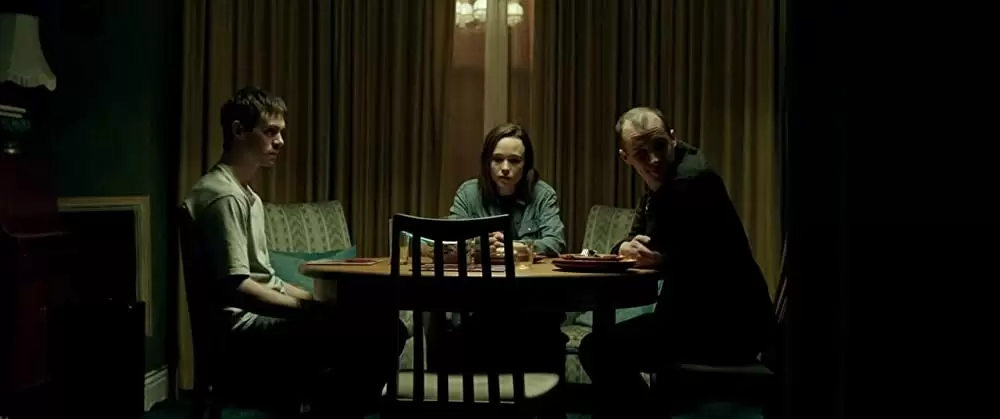 CURED キュアードの画像