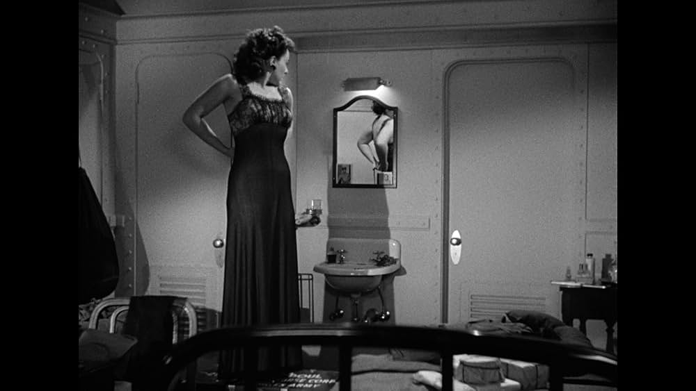 戦場の天使の画像