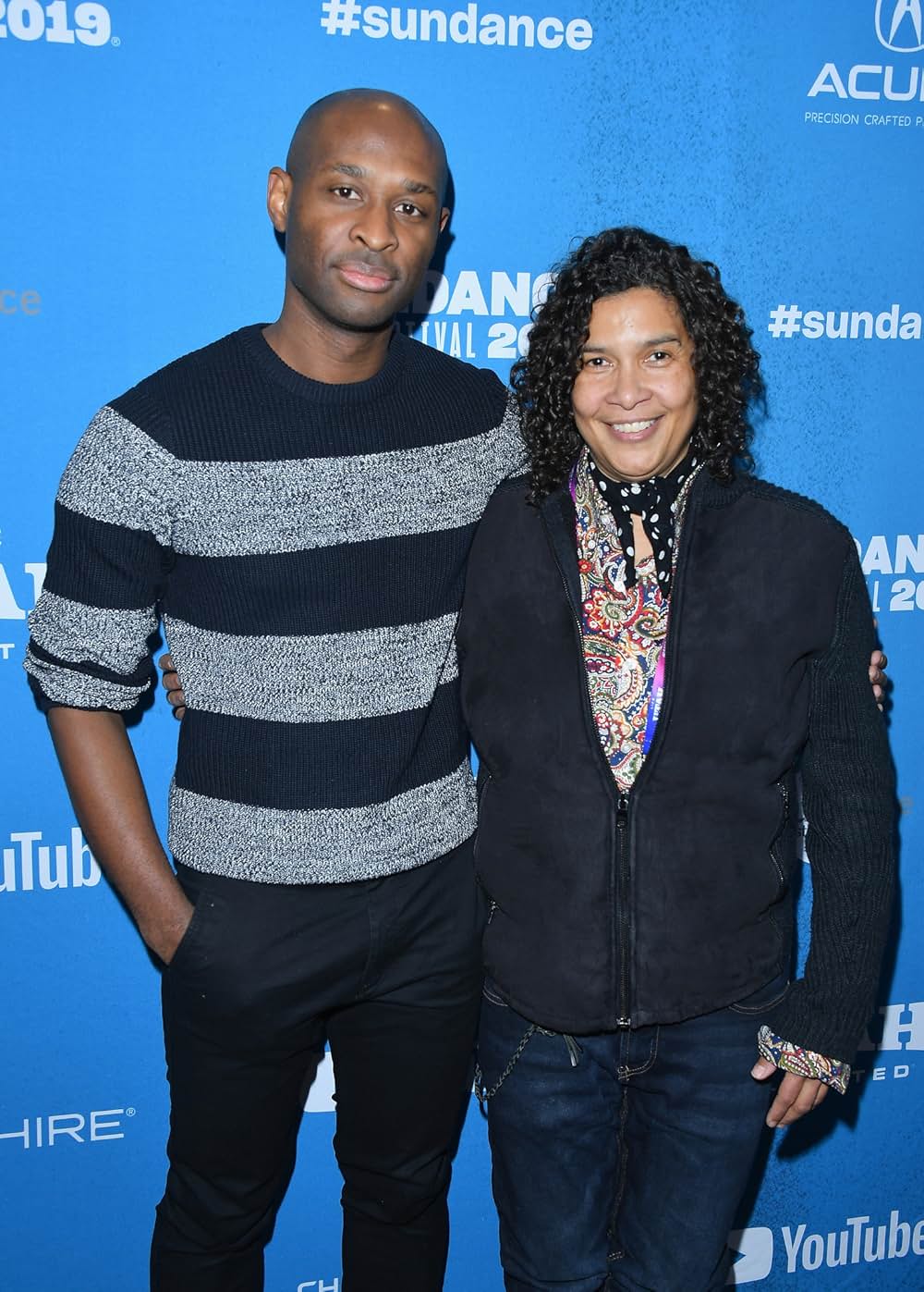 ルース・エドガーの画像