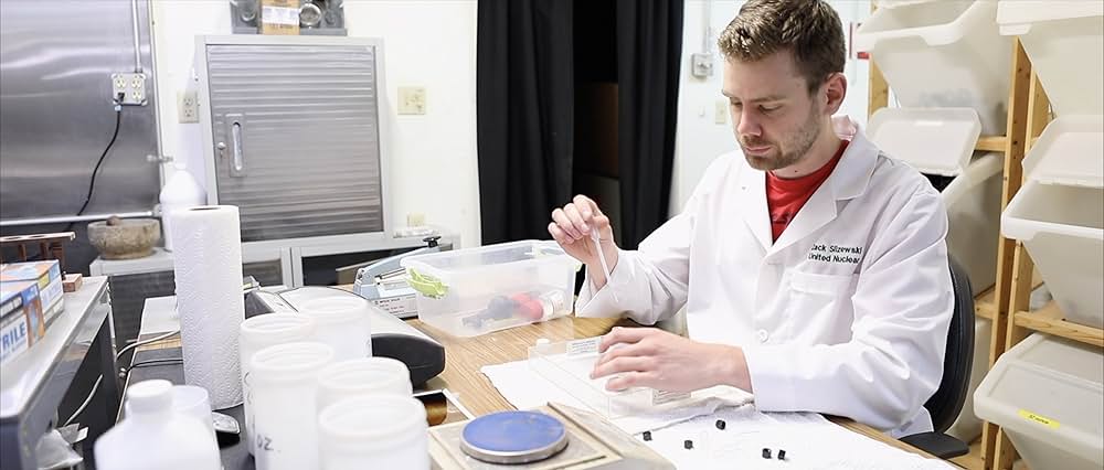 ボブ・ラザー: エリア51と空飛ぶ円盤の画像