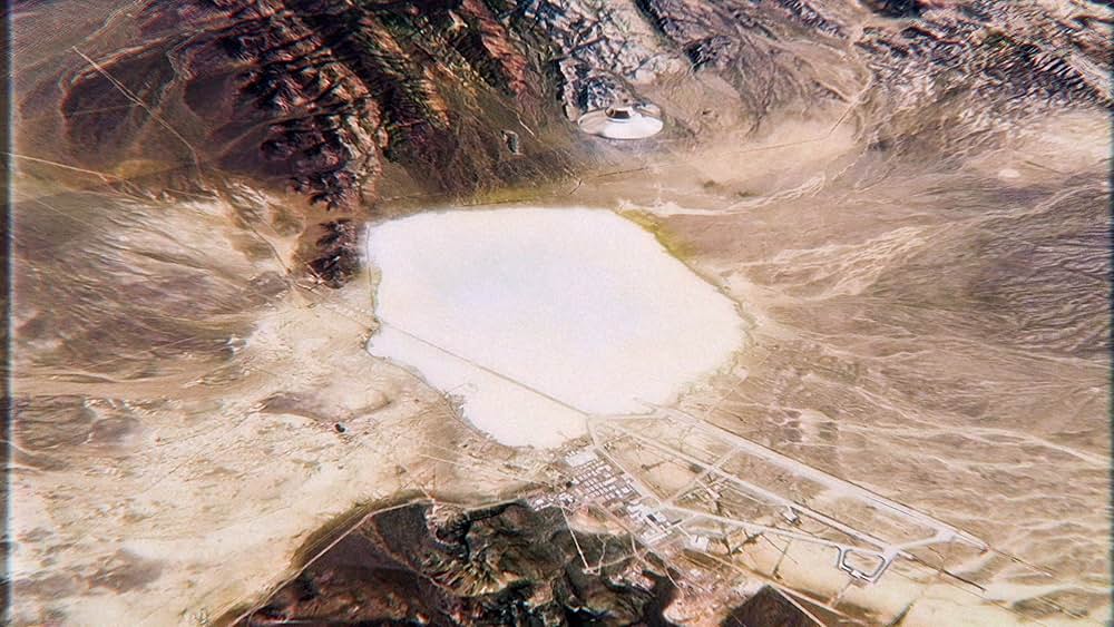 ボブ・ラザー: エリア51と空飛ぶ円盤の画像