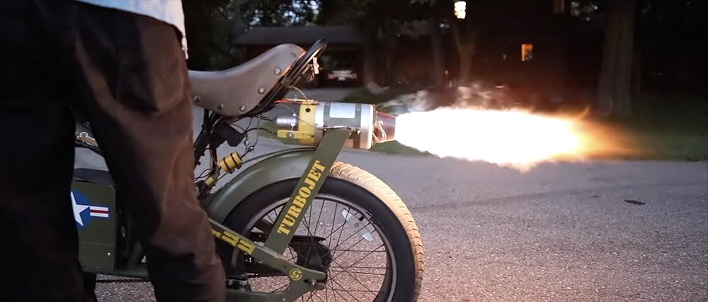 ボブ・ラザー: エリア51と空飛ぶ円盤の画像