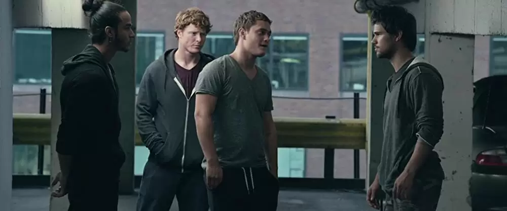 「アンリミテッド」の画像