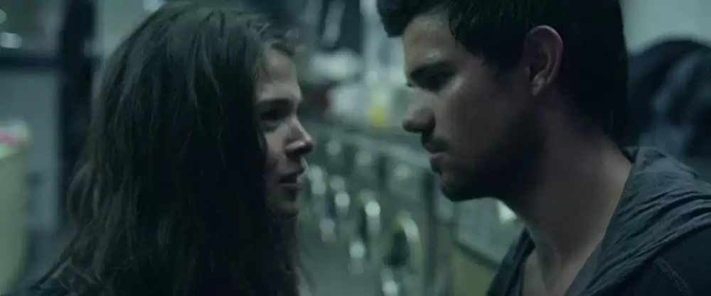 「アンリミテッド」テイラー・ロートナー & マリー・アブゲロプロスの画像