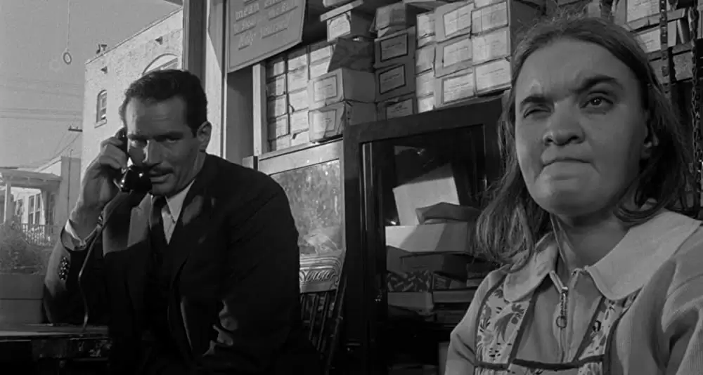 「黒い罠」チャールトン・ヘストンの画像