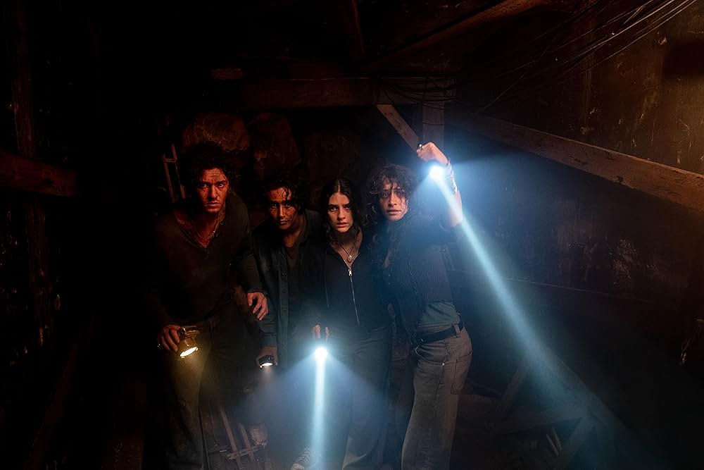 アンティル・ドーンの画像