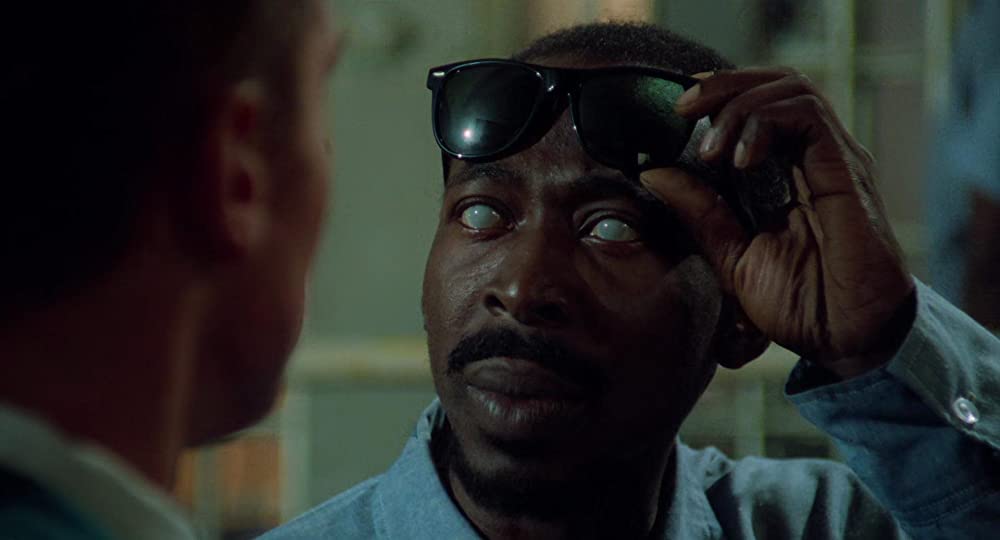 レッドブルの画像