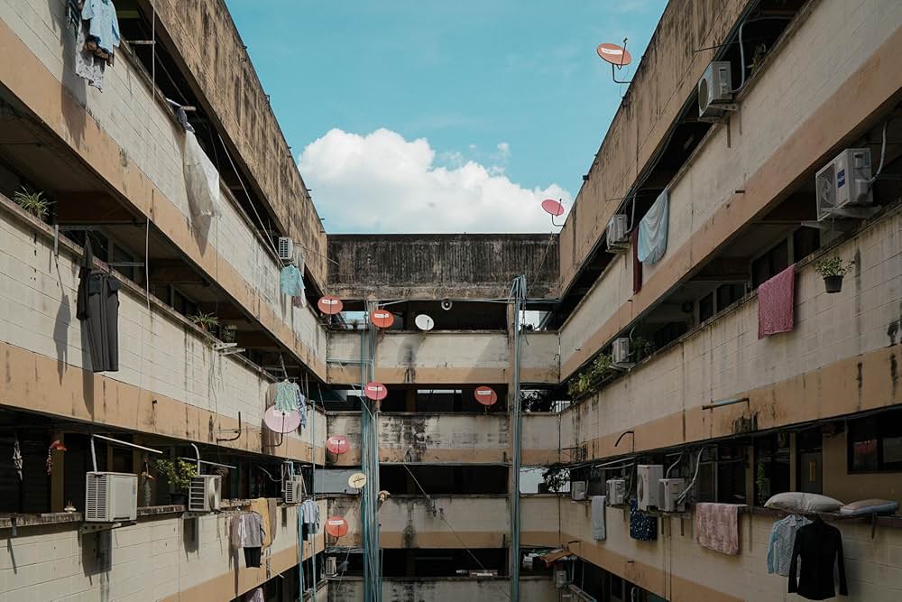 団地少女の画像