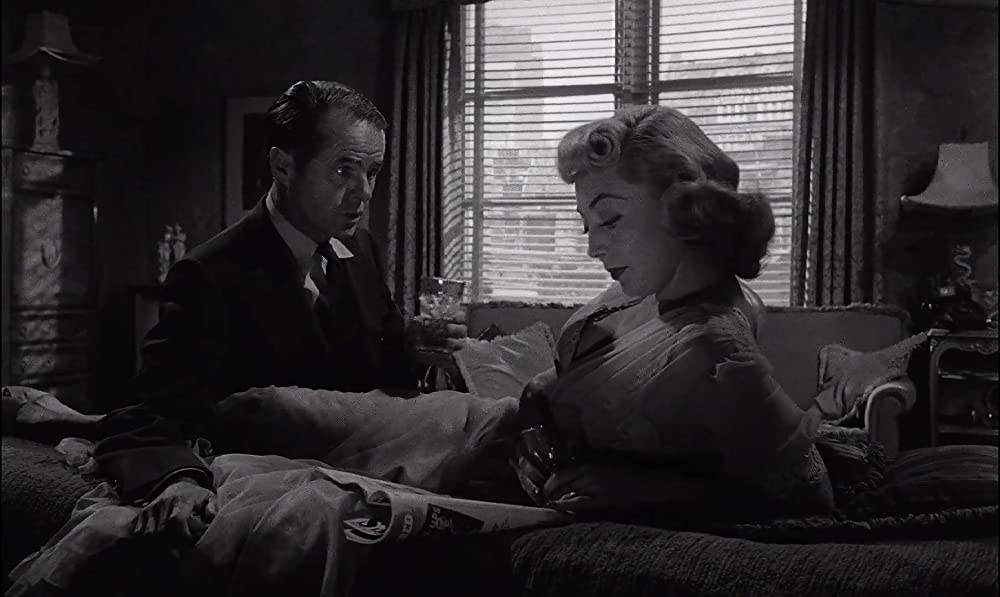 現金に体を張れの画像